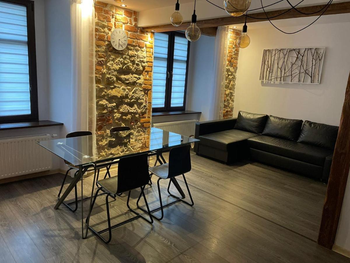 Apartament Przy Ratuszu Kłodzko Dış mekan fotoğraf