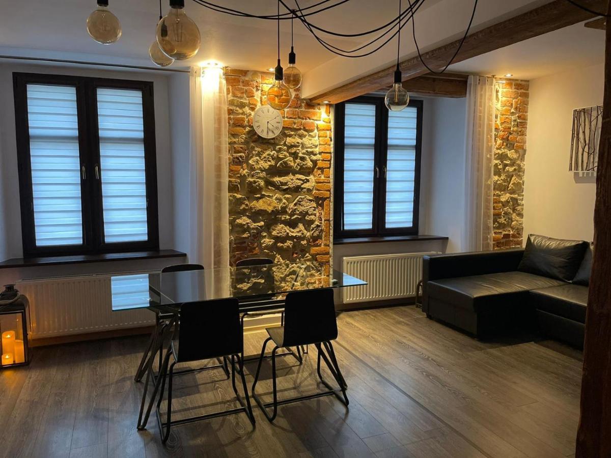 Apartament Przy Ratuszu Kłodzko Dış mekan fotoğraf