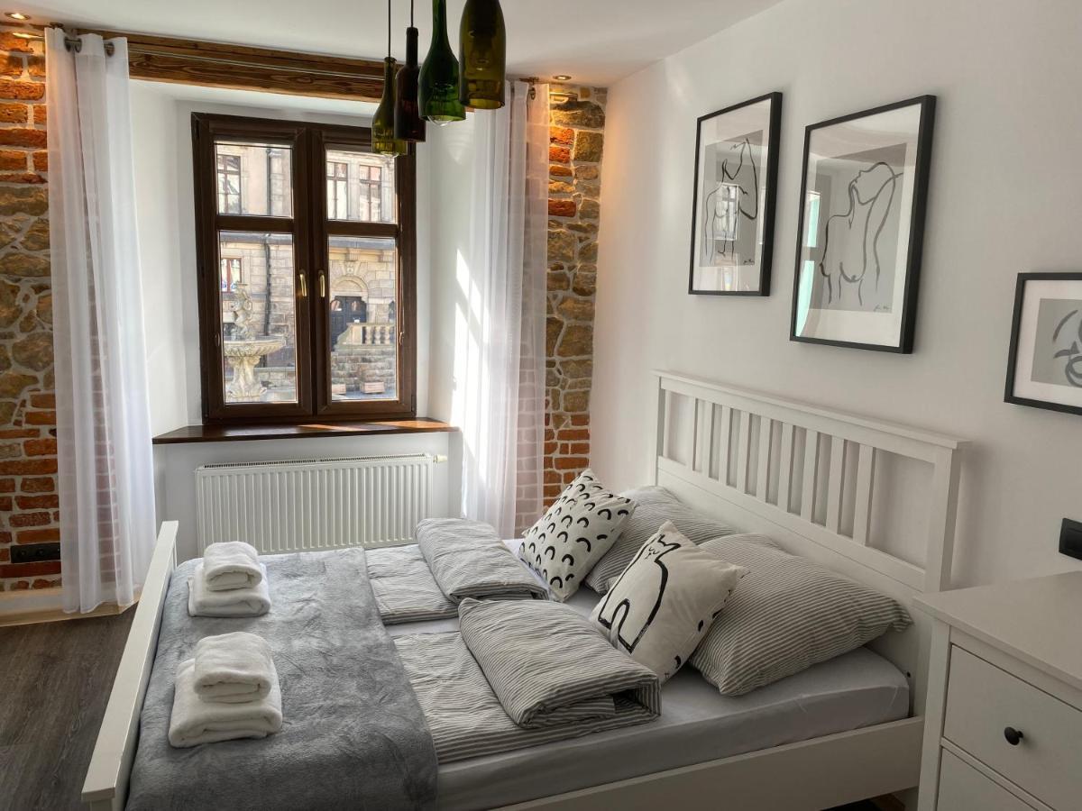 Apartament Przy Ratuszu Kłodzko Dış mekan fotoğraf
