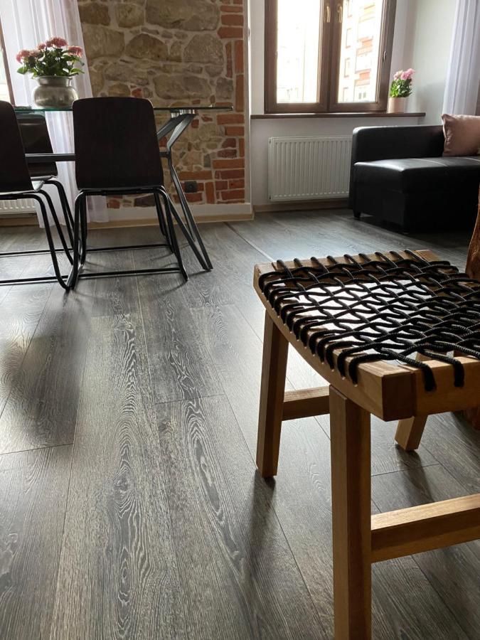 Apartament Przy Ratuszu Kłodzko Dış mekan fotoğraf