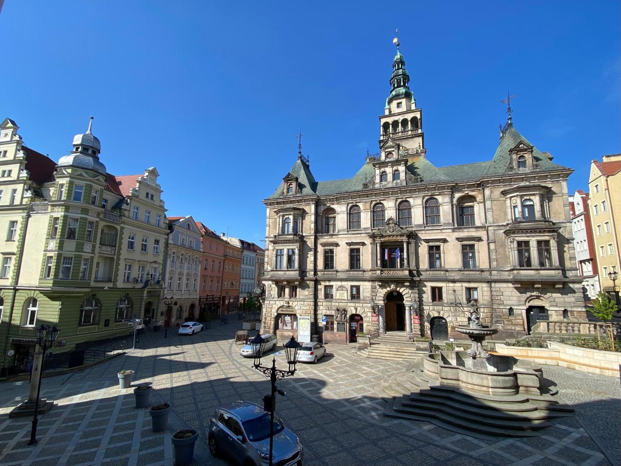 Apartament Przy Ratuszu Kłodzko Dış mekan fotoğraf